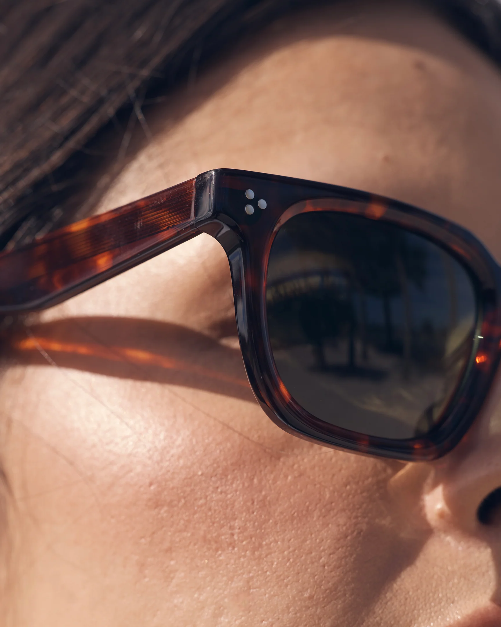 AKILA FLASH SUNGLASSES - Image 4